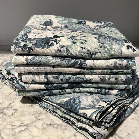 Handmade curtain panels and valances. Blue flowered pattern. - Picture 10 of 10